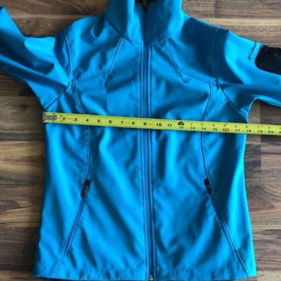 Columbia Titanium waterproof jacket - Picture 6 of 10